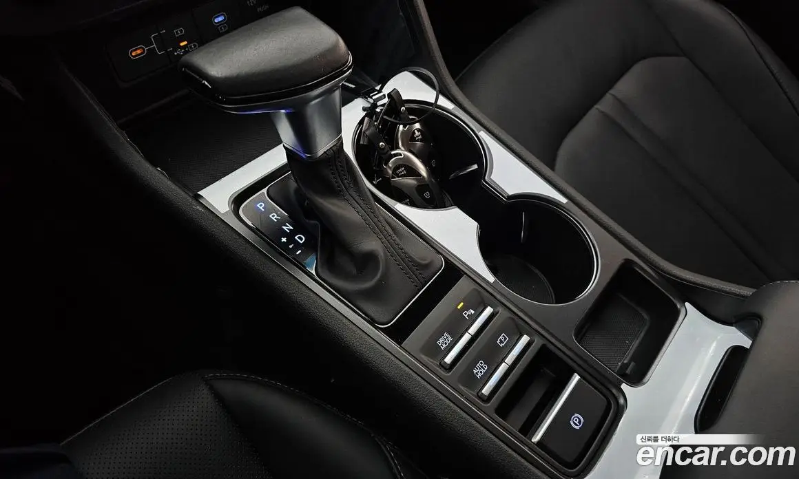 Hyundai Sonata 2024 2.0 автомат (гидро), фото 11