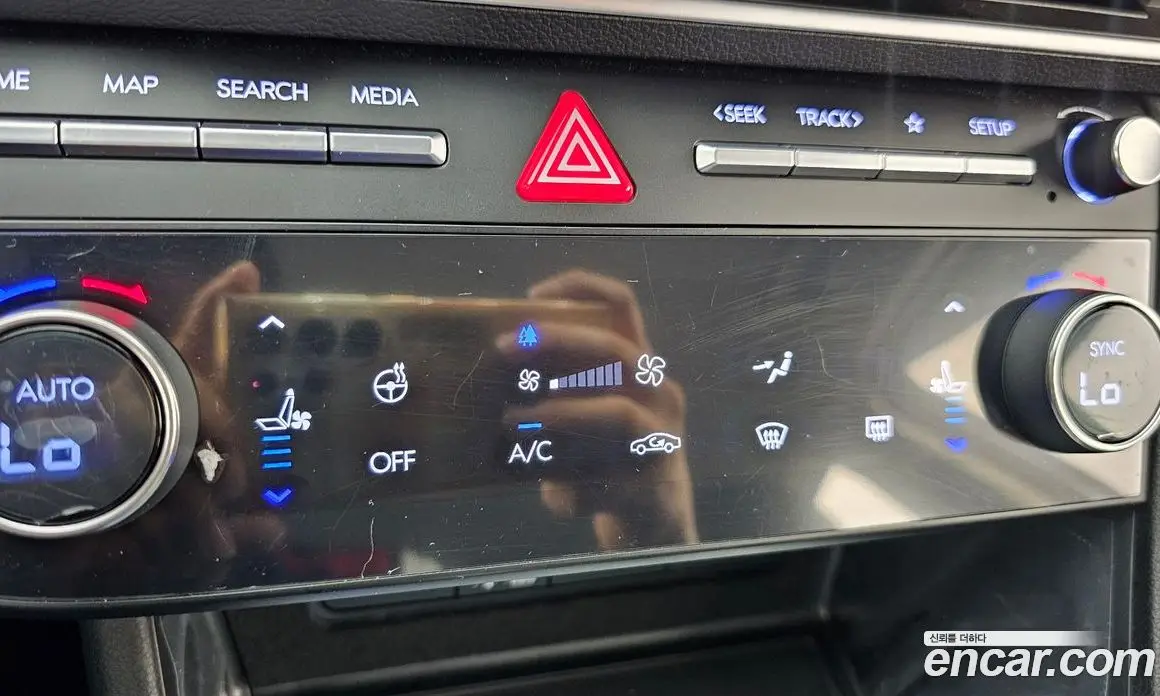 Hyundai Sonata 2024 2.0 автомат (гидро), фото 21