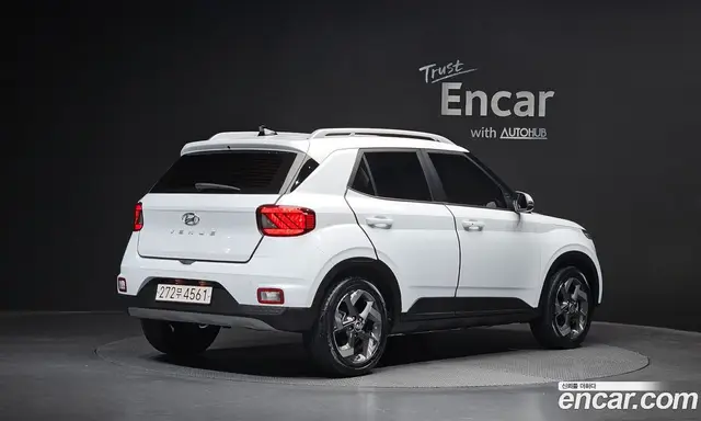 Hyundai Venue 2022 1.6 автомат (гидро), миниатюра 2