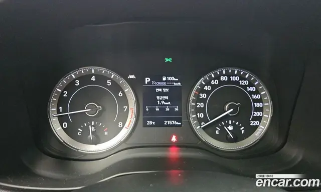 Hyundai Venue 2022 1.6 автомат (гидро), миниатюра 11