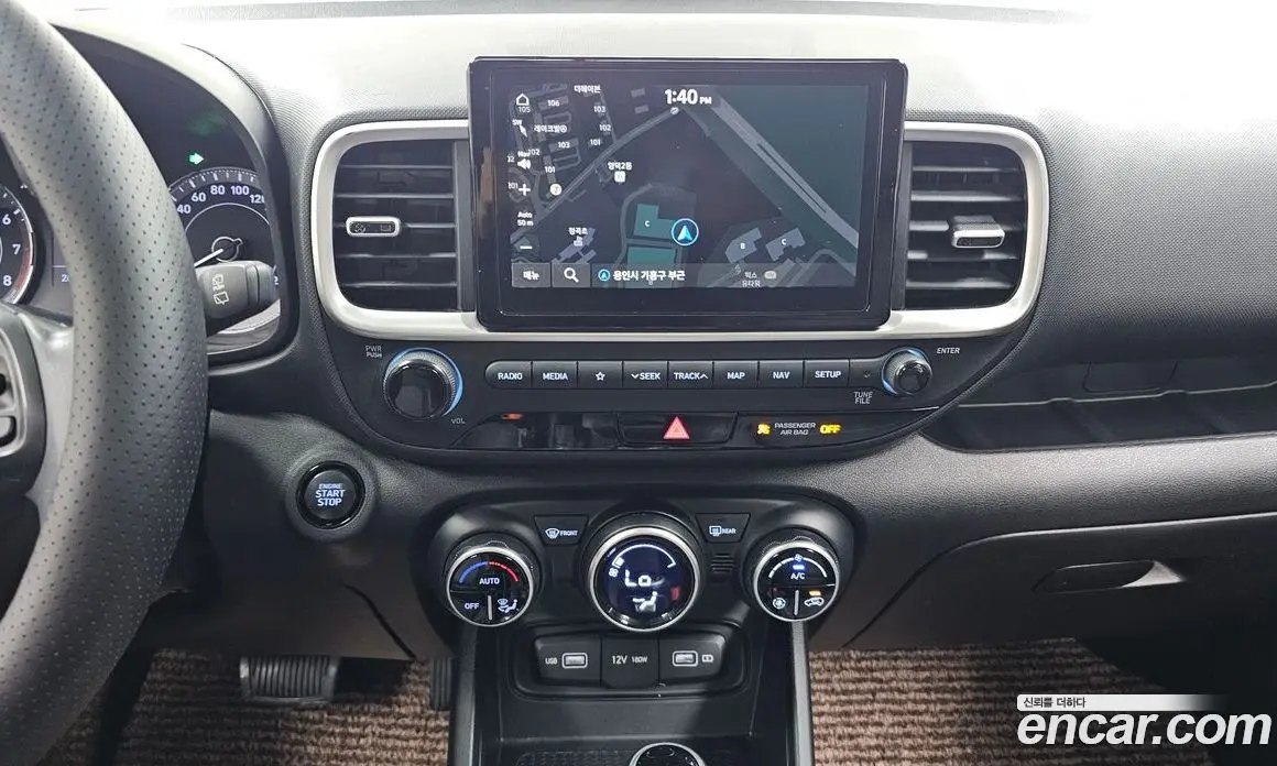 Hyundai Venue 2022 1.6 автомат (гидро), фото 18
