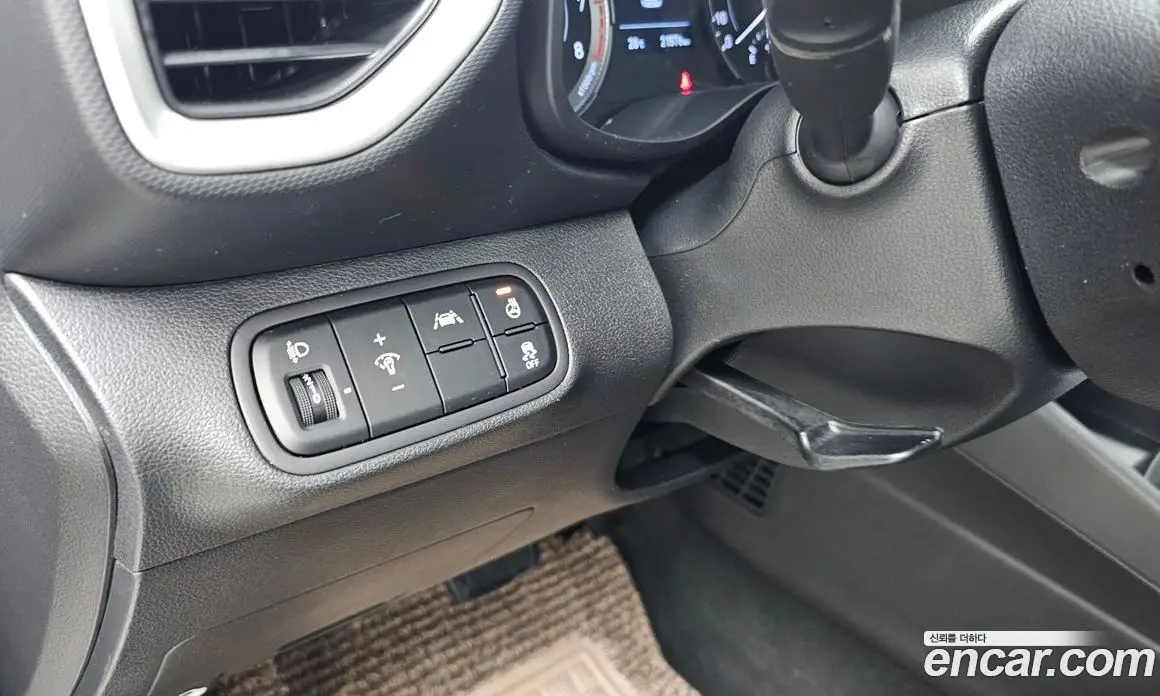 Hyundai Venue 2022 1.6 автомат (гидро), фото 26