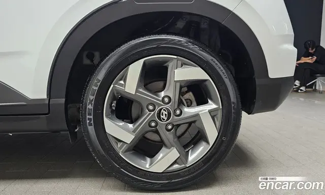 Hyundai Venue 2022 1.6 автомат (гидро), миниатюра 7
