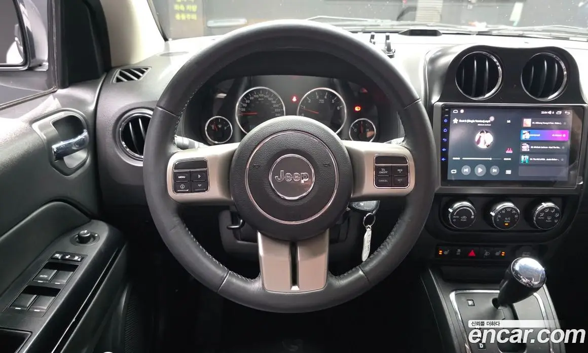 Jeep Compass 2012 2.4 автомат (гидро), фото 13