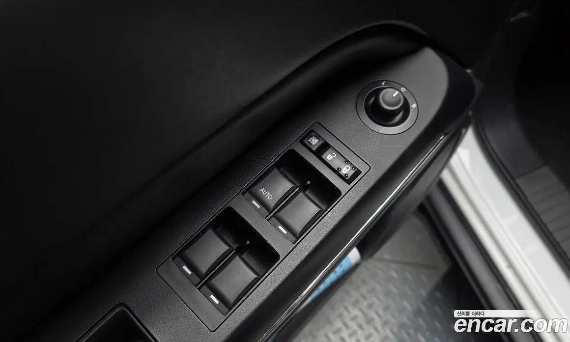 Jeep Compass 2012 2.4 автомат (гидро), фото 19