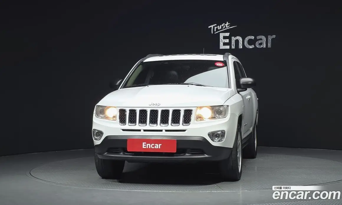 Jeep Compass 2012 2.4 автомат (гидро), фото 3