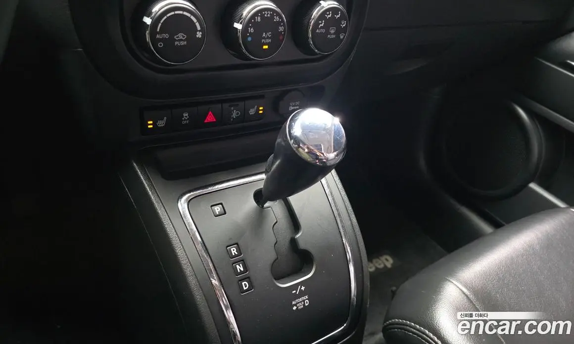 Jeep Compass 2012 2.4 автомат (гидро), фото 9