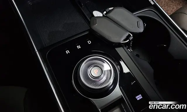 Kia Carnival 2024 1.6 автомат (гидро), миниатюра 11