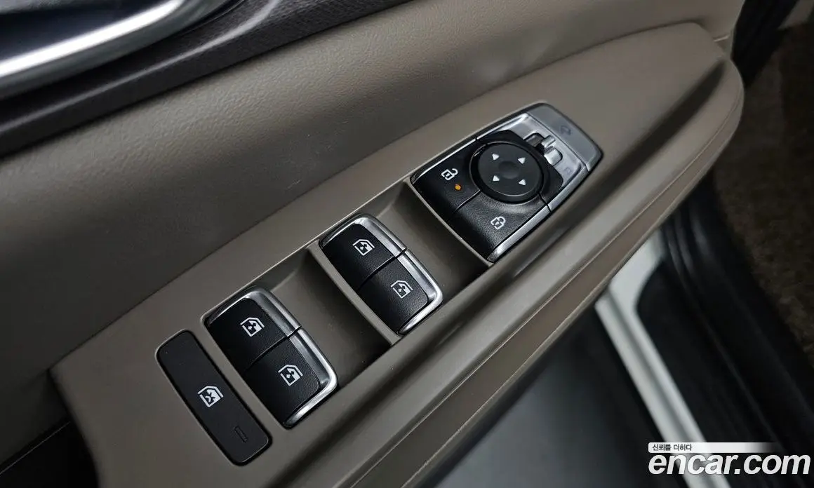 Kia Carnival 2024 1.6 автомат (гидро), фото 24