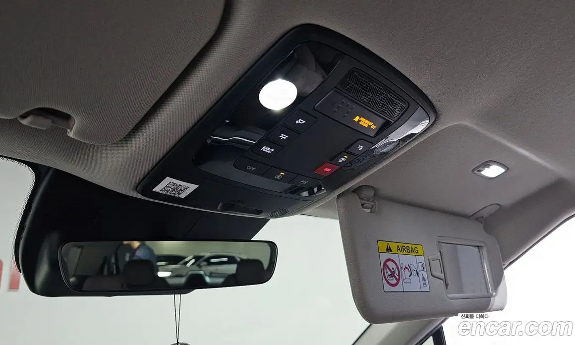 Kia Carnival 2024 1.6 автомат (гидро), фото 27