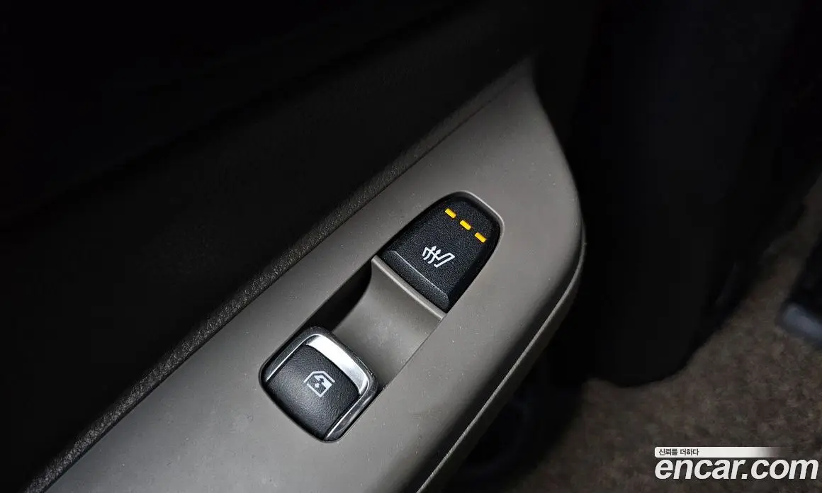 Kia Carnival 2024 1.6 автомат (гидро), фото 33