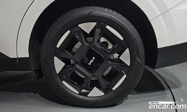 Kia Carnival 2024 1.6 автомат (гидро), миниатюра 6