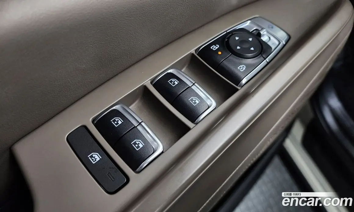 Kia Carnival 2024 2.2 автомат (гидро), фото 28