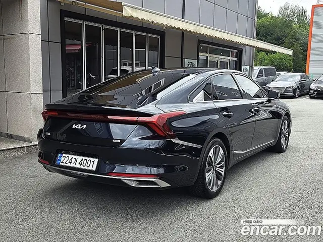 Kia K8 2023 1.6 автомат (гидро), миниатюра 3