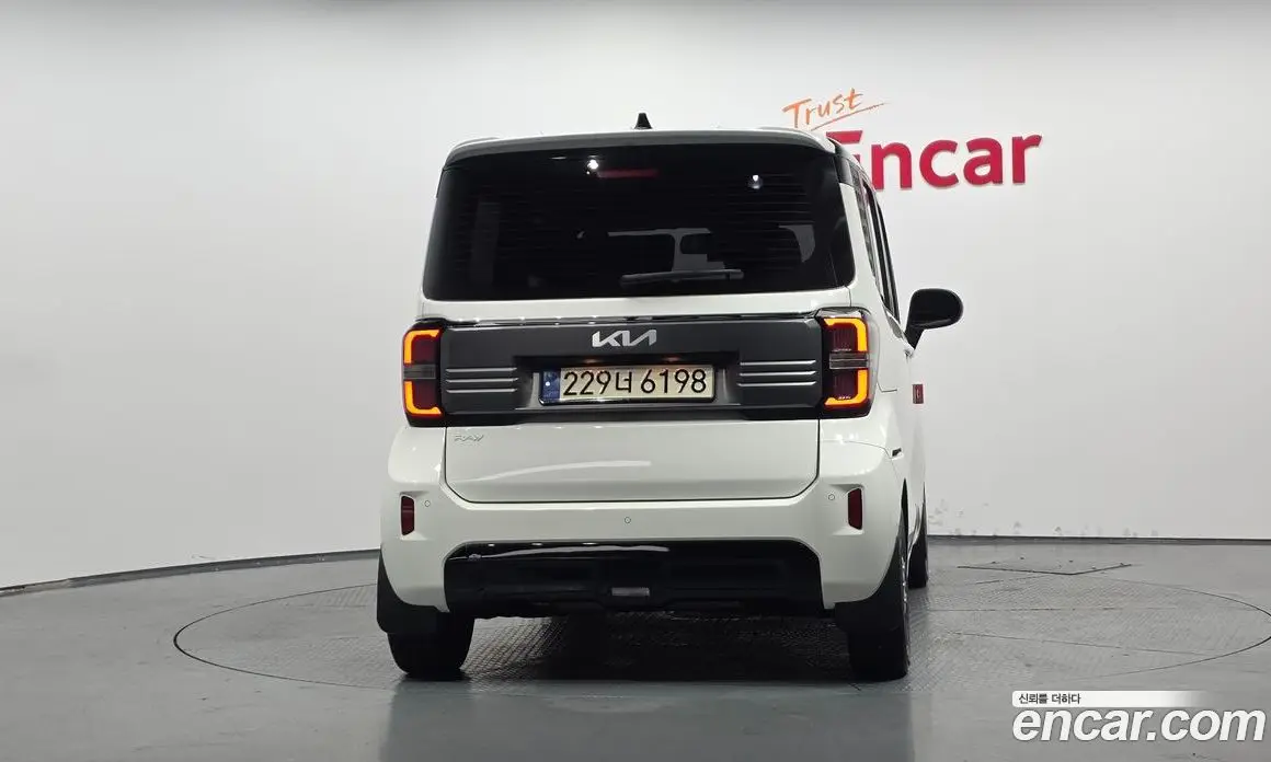 Kia Ray 2024 1.0 автомат (гидро), фото 4