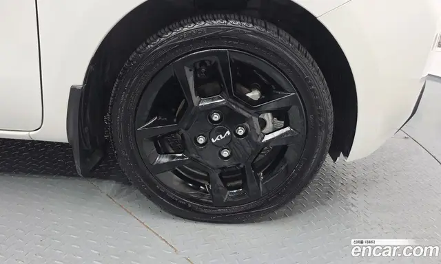 Kia Ray 2024 1.0 автомат (гидро), миниатюра 7