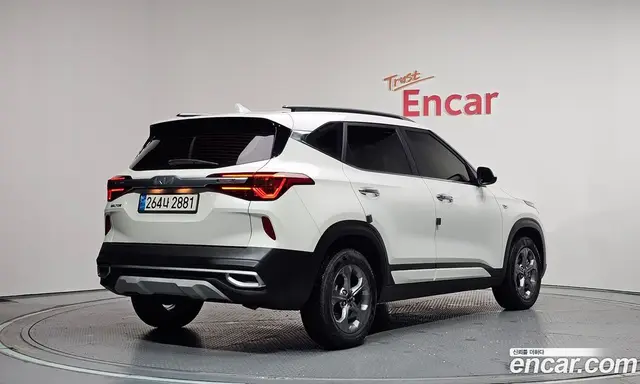 Kia Seltos 2022 1.6 автомат (гидро), миниатюра 2