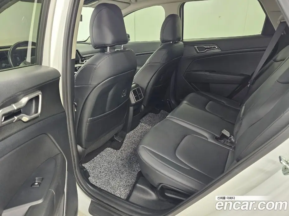 Kia Sportage 2023 2.0 автомат (гидро), фото 10
