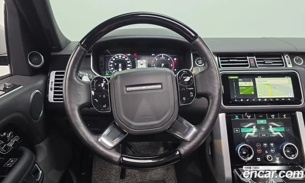 Land Rover Range Rover 2018 4.4 автомат (гидро), фото 22