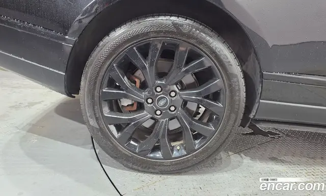 Land Rover Range Rover 2018 4.4 автомат (гидро), миниатюра 5
