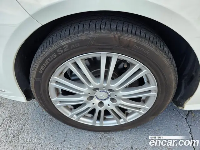 Mercedes-Benz E-Class 2012 3.5 автомат (гидро), миниатюра 5