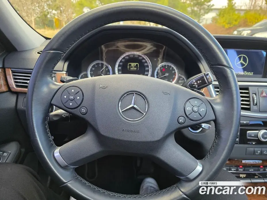 Mercedes-Benz E-Class 2012 3.5 автомат (гидро), фото 9