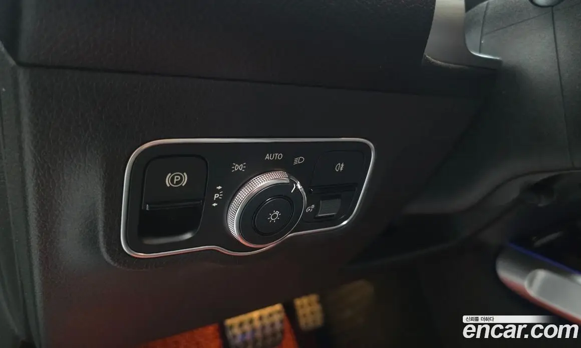 Mercedes-Benz GLB-Class 2021 2.0 автомат (гидро), фото 26