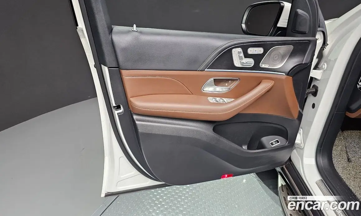 Mercedes-Benz GLE-Class 2024 3.0 автомат (гидро), фото 14
