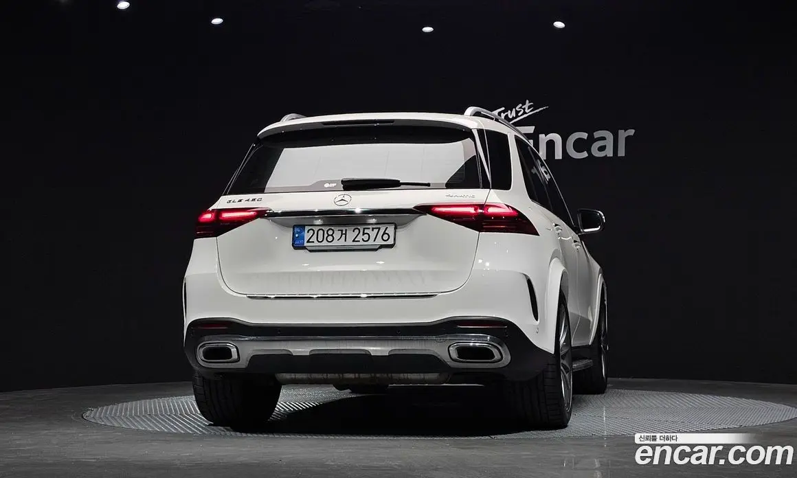 Mercedes-Benz GLE-Class 2024 3.0 автомат (гидро), фото 4