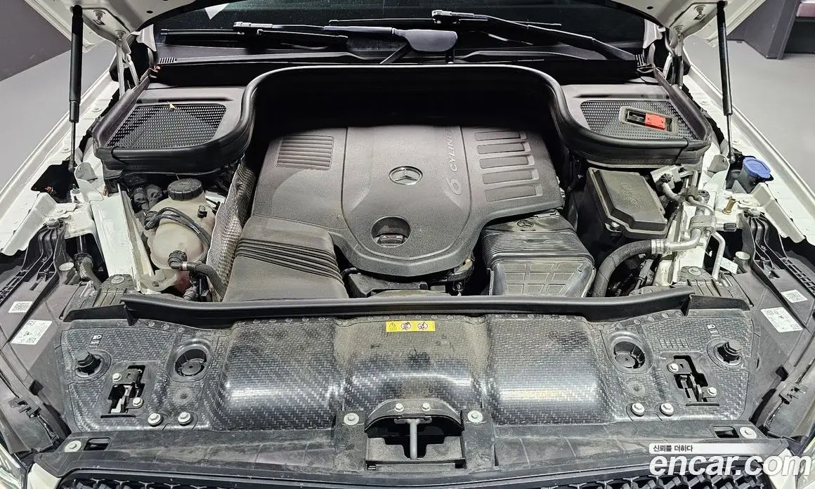 Mercedes-Benz GLE-Class 2024 3.0 автомат (гидро), фото 6