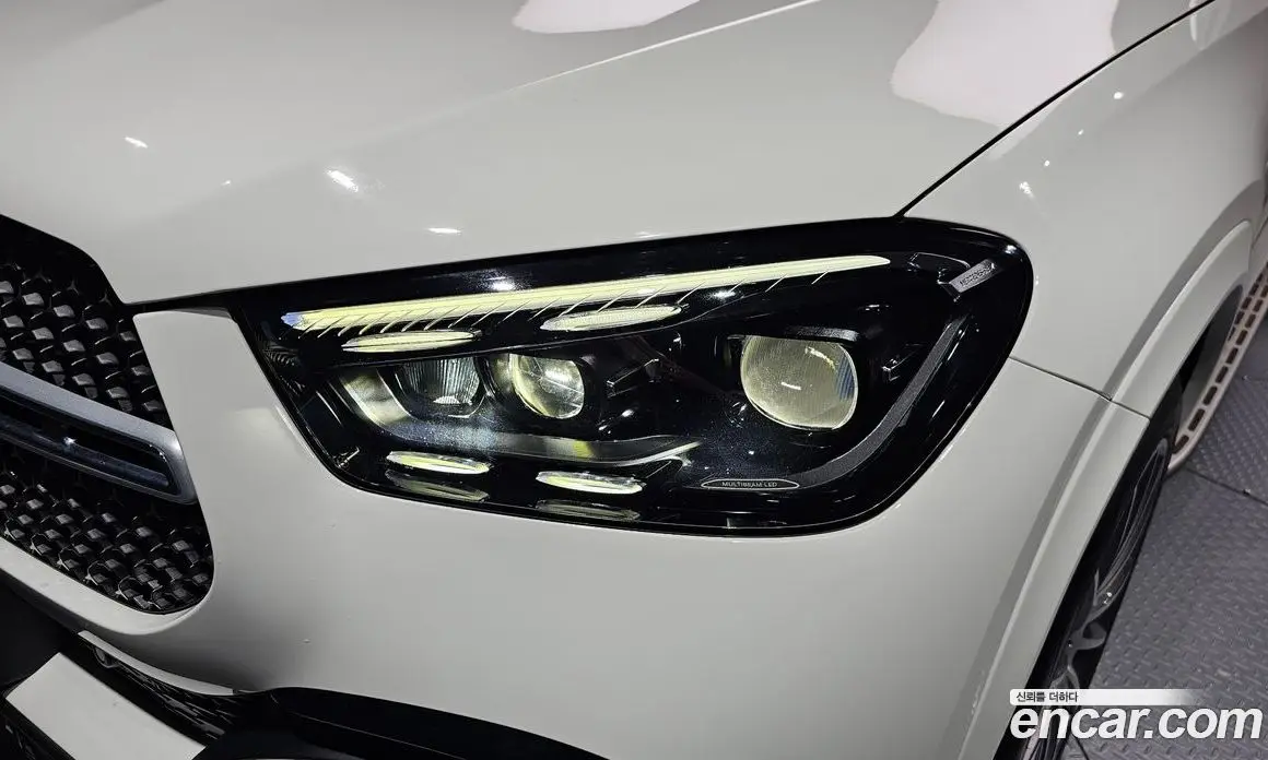 Mercedes-Benz GLE-Class 2024 3.0 автомат (гидро), фото 8