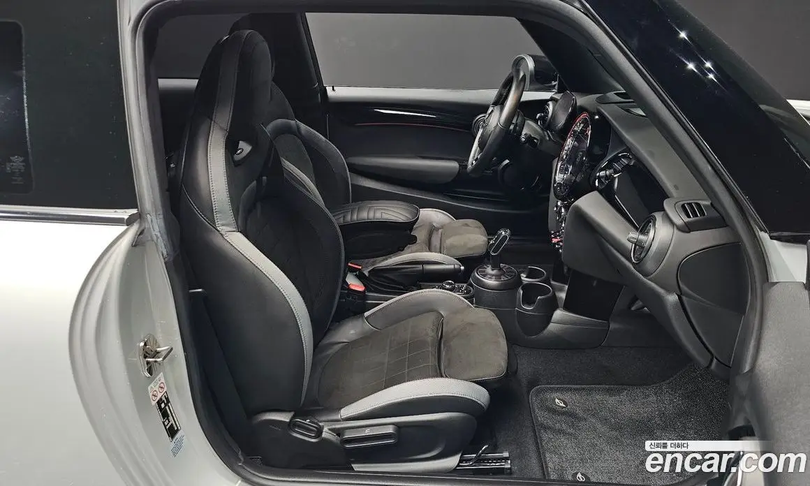 Mini Cooper 2022 2.0 автомат (гидро), фото 15