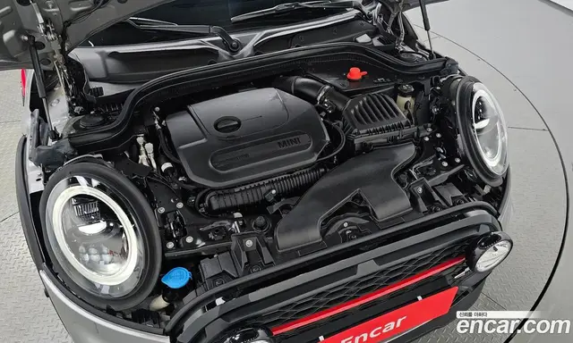 Mini Cooper 2024 2.0 автомат (гидро), миниатюра 5
