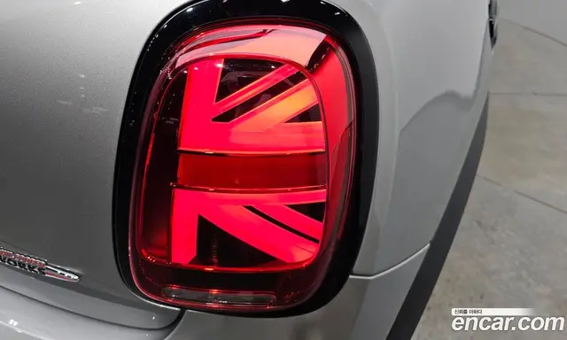 Mini Cooper 2024 2.0 автомат (гидро), миниатюра 8