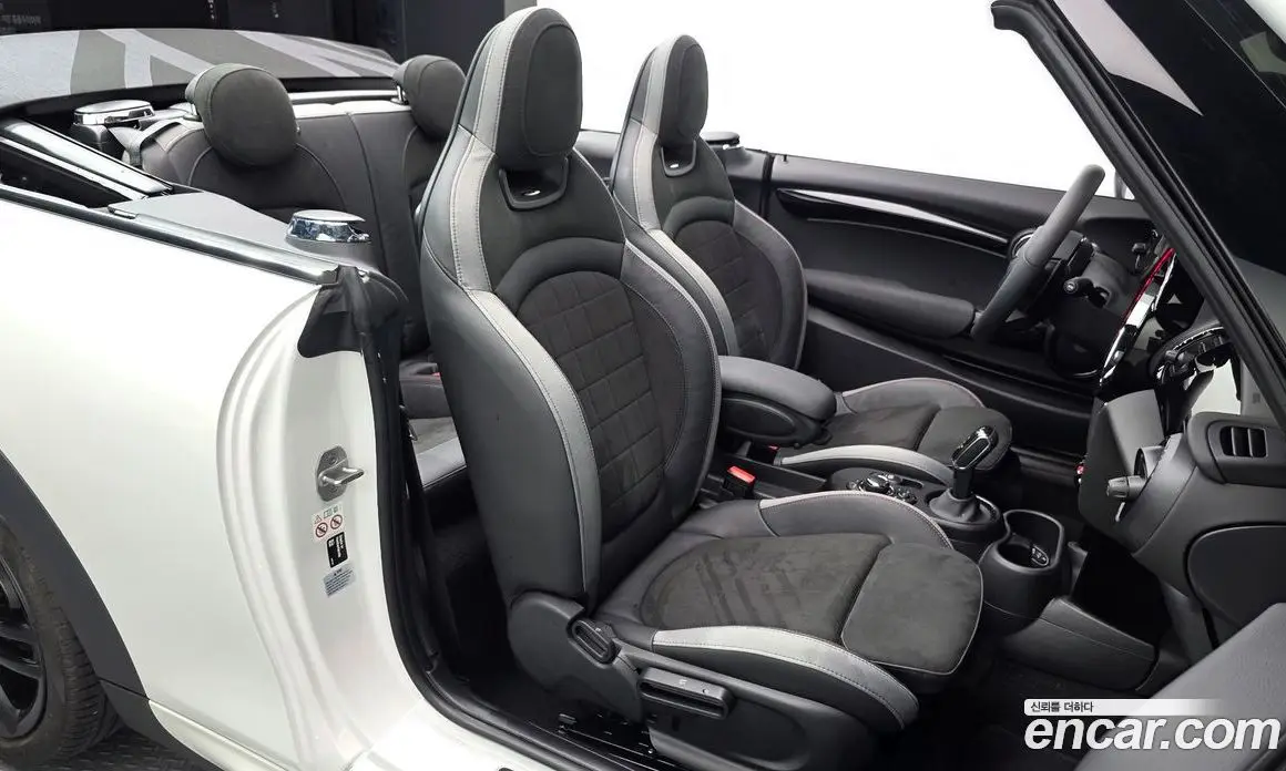 Mini Cooper Convertible 2024 2.0 автомат (гидро), фото 11