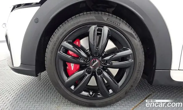 Mini Cooper Convertible 2024 2.0 автомат (гидро), миниатюра 5