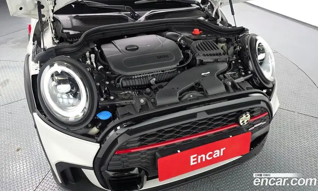 Mini Cooper Convertible 2024 2.0 автомат (гидро), миниатюра 6