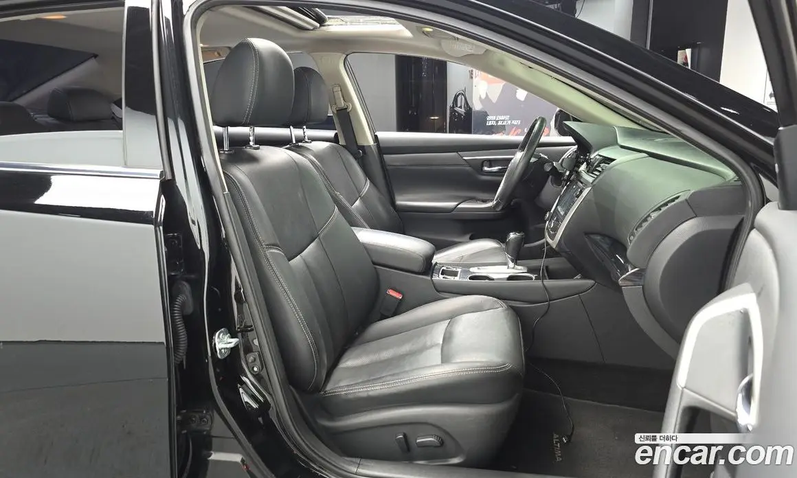 Nissan Altima 2017 2.5 автомат (гидро), фото 11