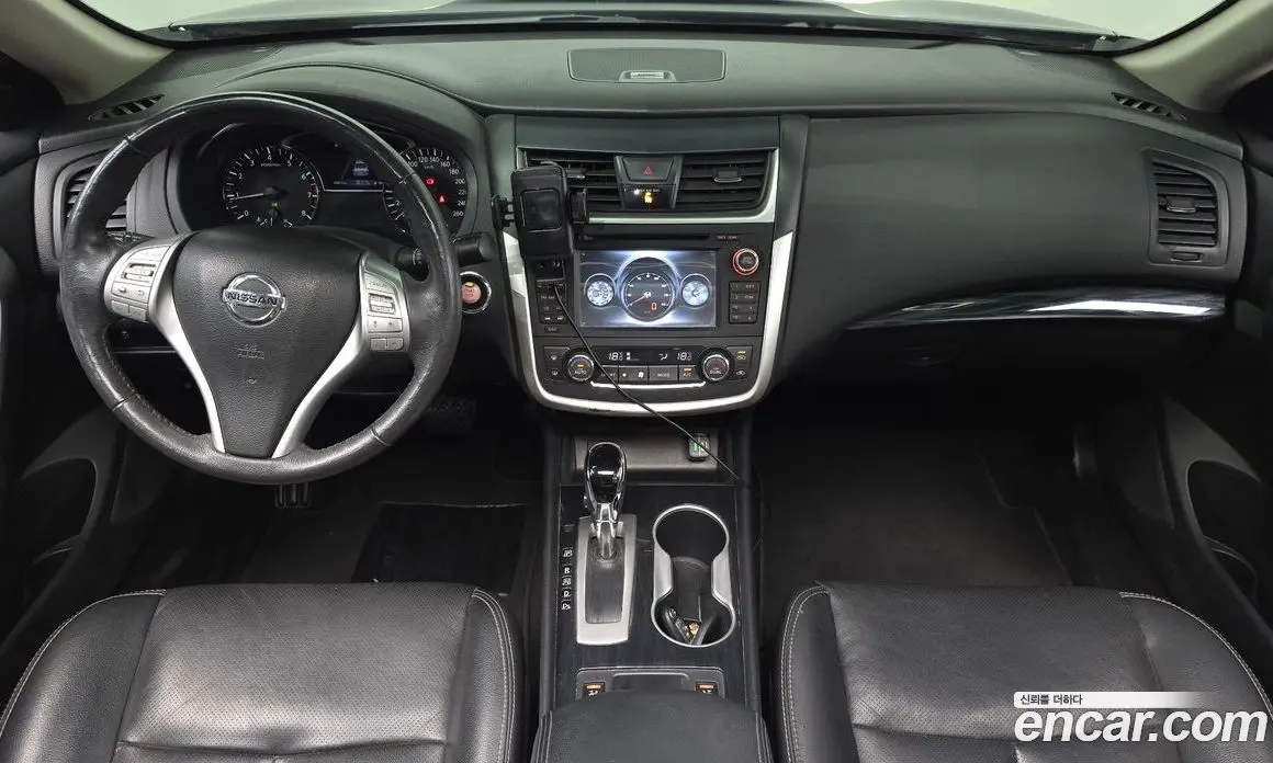 Nissan Altima 2017 2.5 автомат (гидро), фото 7