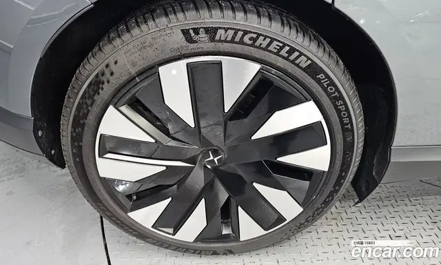 Polestar Polestar 4 2025 0.2 автомат (гидро), миниатюра 4
