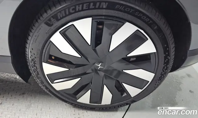 Polestar Polestar 4 2025 0.2 автомат (гидро), миниатюра 6