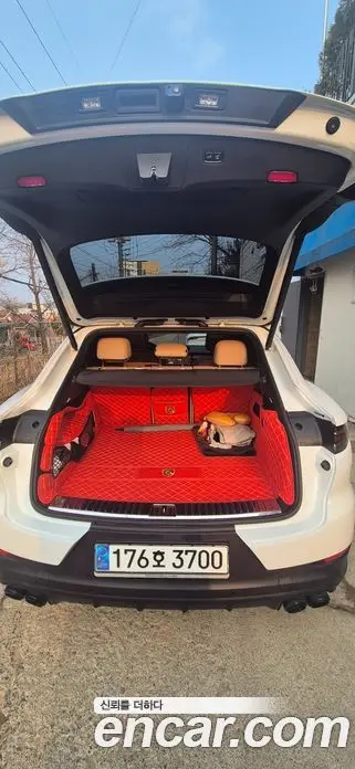Porsche Cayenne 2023 3.0 автомат (гидро), фото 16
