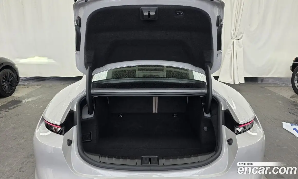 Porsche Taycan 2023 0.1 автомат (гидро), фото 20