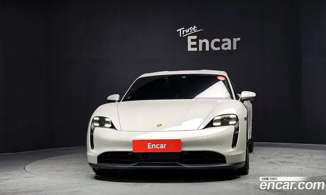 Porsche Taycan 2023 0.1 автомат (гидро), миниатюра 3