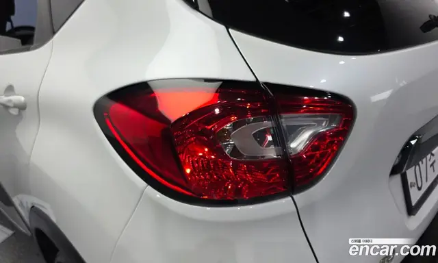 Renault (Samsung) QM3 2017 1.5 автомат (гидро), миниатюра 9