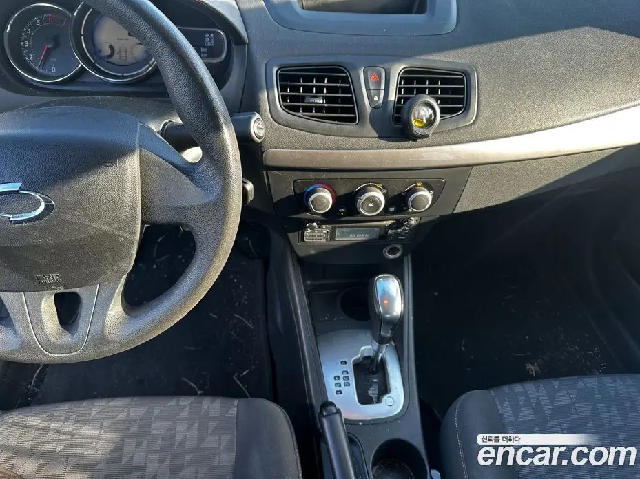 Renault (Samsung) SM3 2013 1.6 автомат (гидро), фото 13 Renault (Samsung) SM3 2013 1.6 автомат (гидро), фото 13