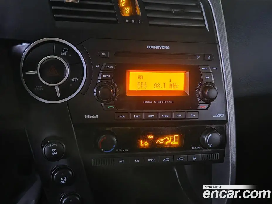 SsangYong Korando 2013 2.0 автомат (гидро), фото 14