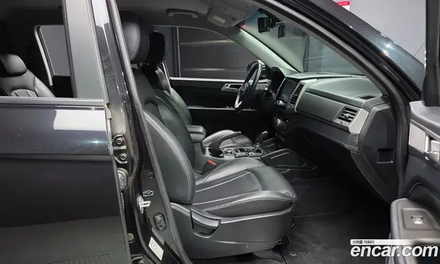 SsangYong Rexton 2018 2.2 автомат (гидро), миниатюра 11 SsangYong Rexton 2018 2.2 автомат (гидро), миниатюра 11