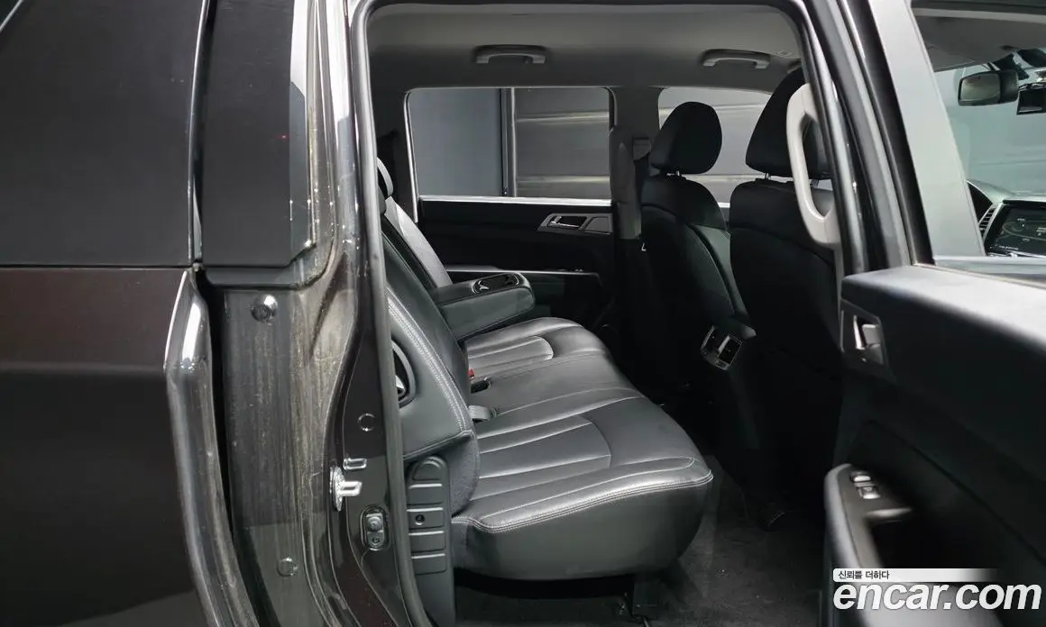 SsangYong Rexton 2018 2.2 автомат (гидро), фото 12 SsangYong Rexton 2018 2.2 автомат (гидро), фото 12