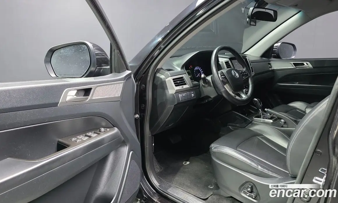 SsangYong Rexton 2018 2.2 автомат (гидро), фото 10 SsangYong Rexton 2018 2.2 автомат (гидро), фото 10